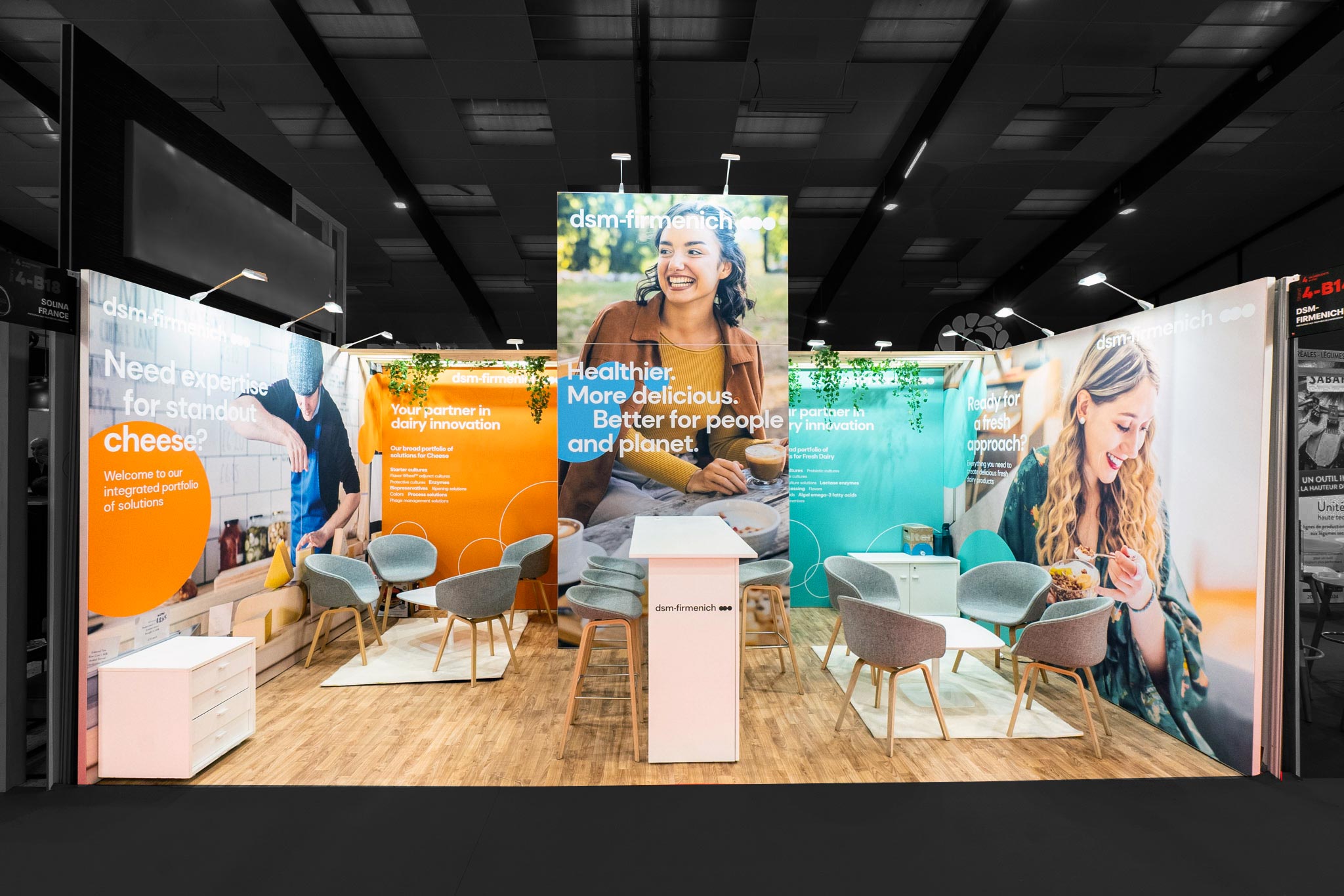 Stand modulaire DSM Fiermenish de 32 m² au salon CFIA 2026 vue de face